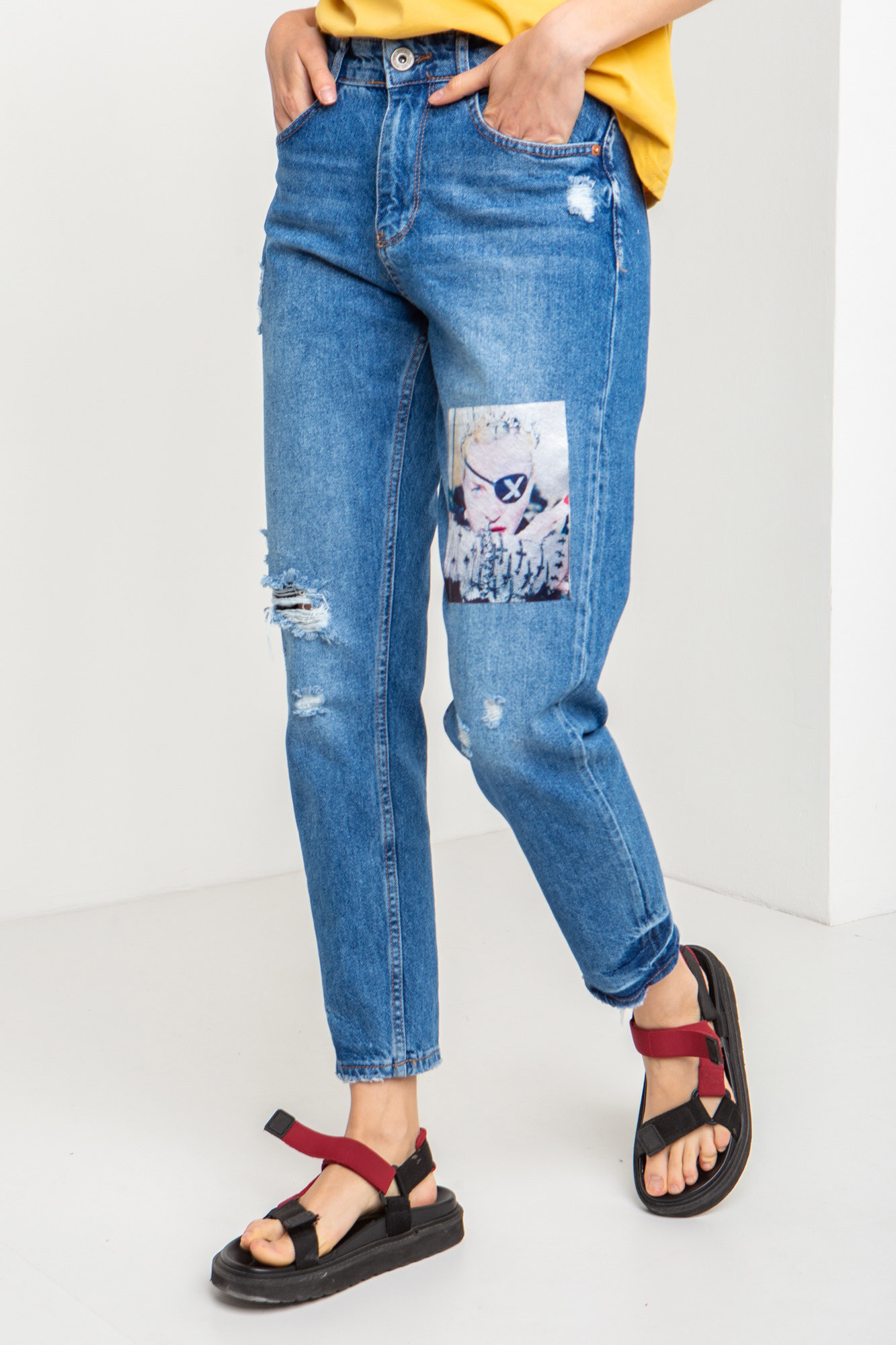 

Джинсы Denim мом с рванкой 27 Синий