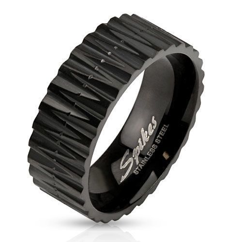 

Широкое кольцо SPIKES из стали с рельефной поверхностью черное R-S1415-8-13 (19 мм (9 США))