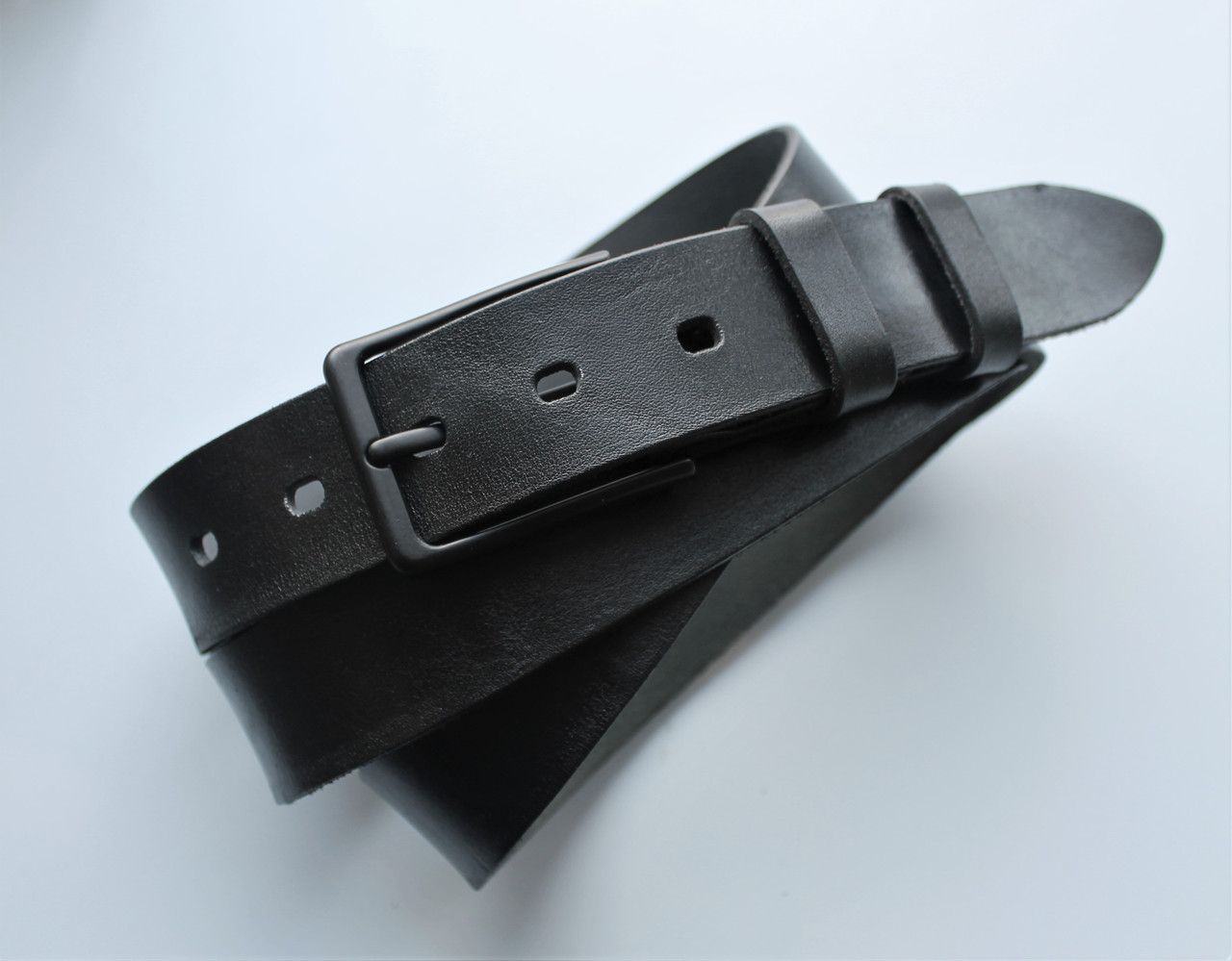 

Ремень женский LeathART 125х3,5 см Черный