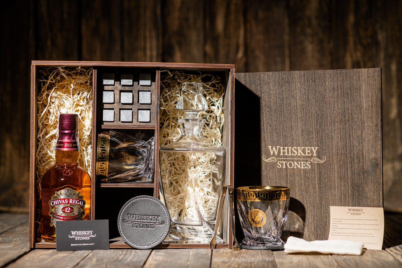

Камни для виски Whiskey stones Original со стаканами Bohemia Quadro в подарочном пенале 9 шт. из стеатита + декантер + 2 бокала + щипцы с инструкцией