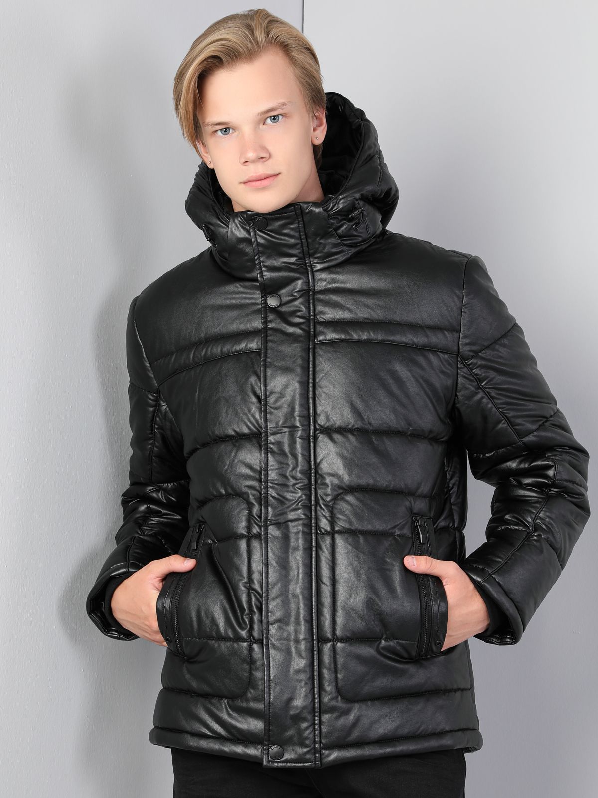 

Куртка Colin's CL1044252BLK S