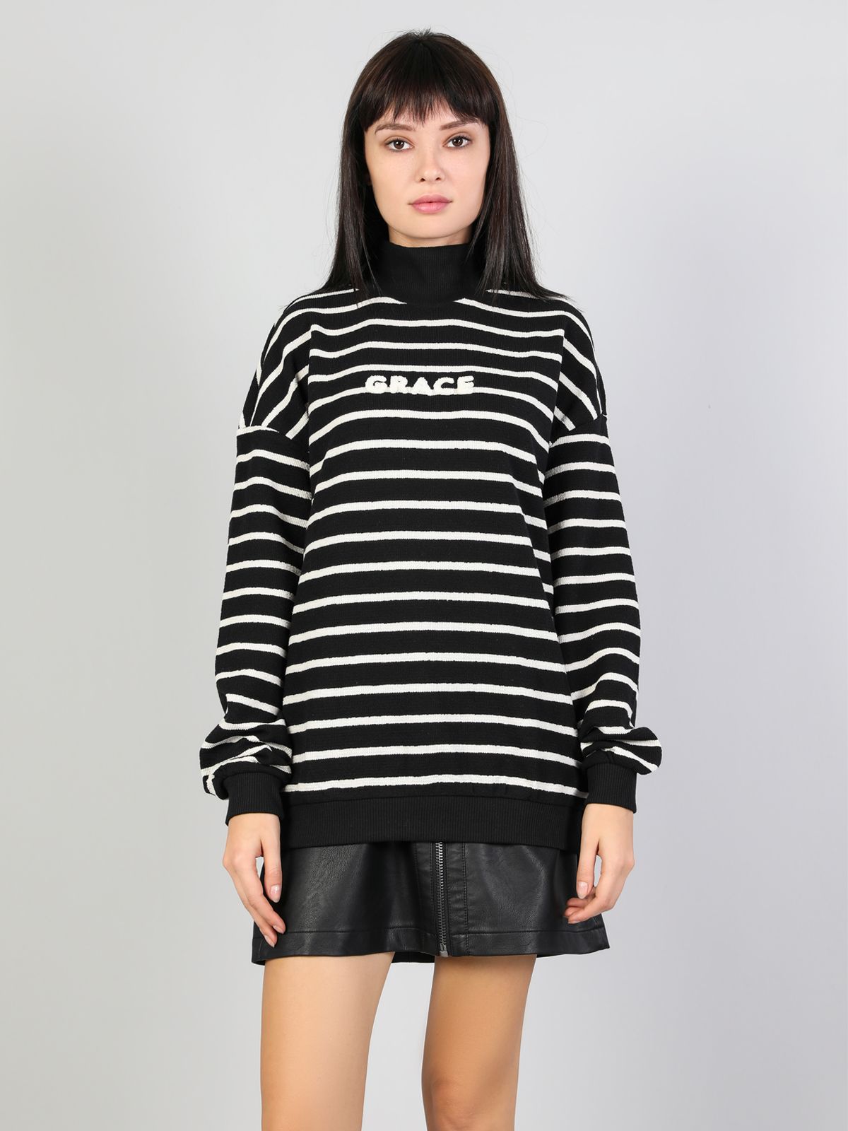 

Свитер Colin's CL1045592BLK, Свитер Colin's CL1045592BLK XS