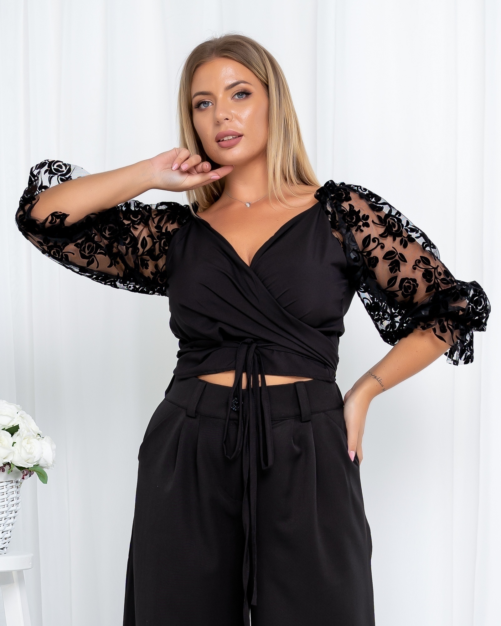 

Блуза на запах Modnicy 323 42-48