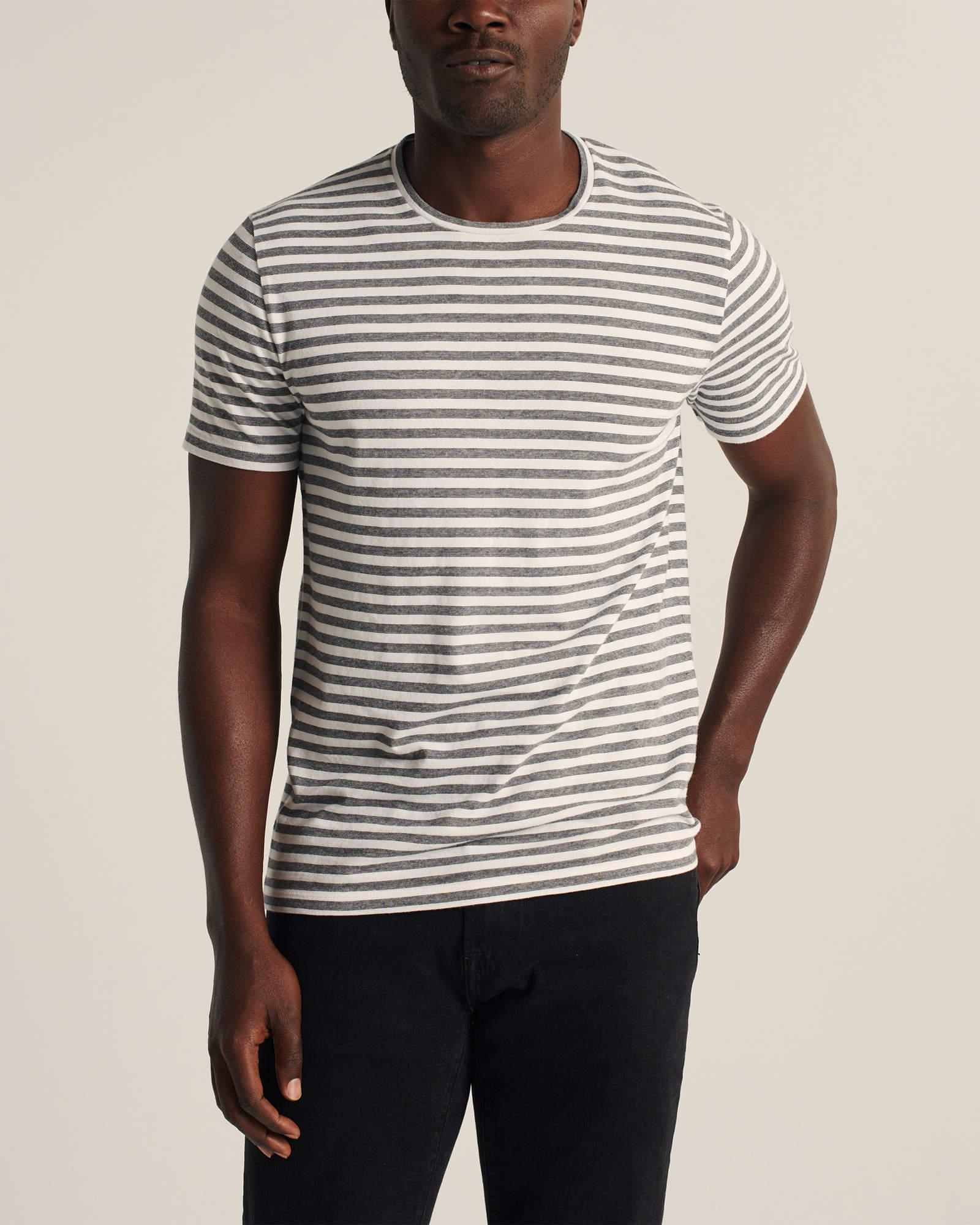 

Футболка Abercrombie & Fitch AF7600M S Светло-серый