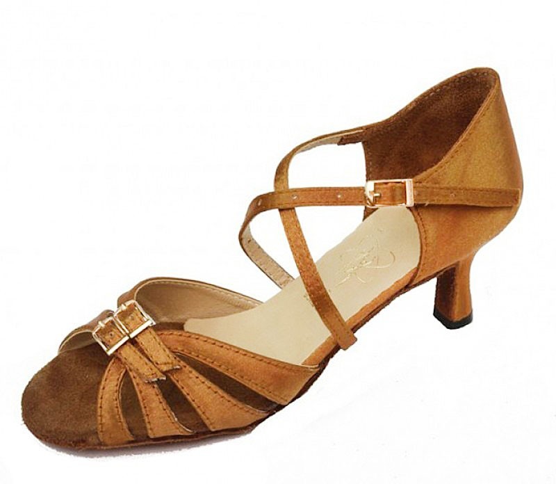 

Туфли для бальных танцев ClubDance Л -27 Бежевые 5 см размер 37 ( 24 см )