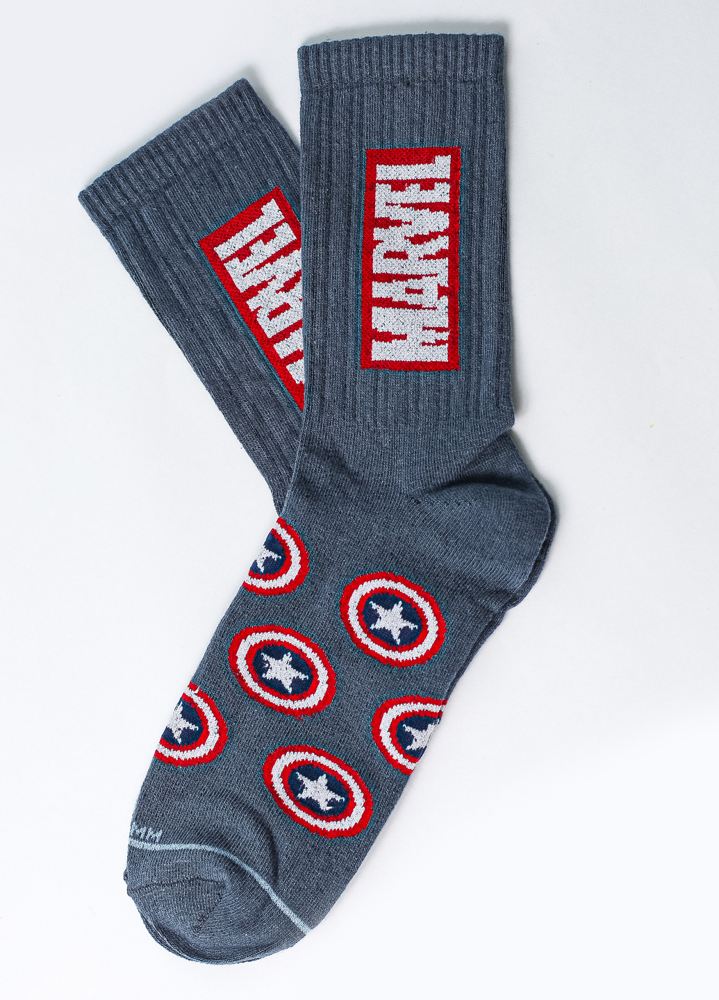 

Мужские носки LOMM Premium Marvel. Щит серый BLM 0129с 36-42