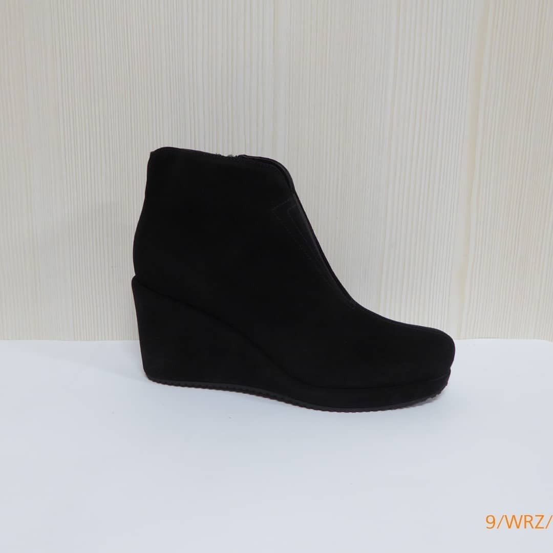 

Ботильйони Kelton 37 Чорні 0140