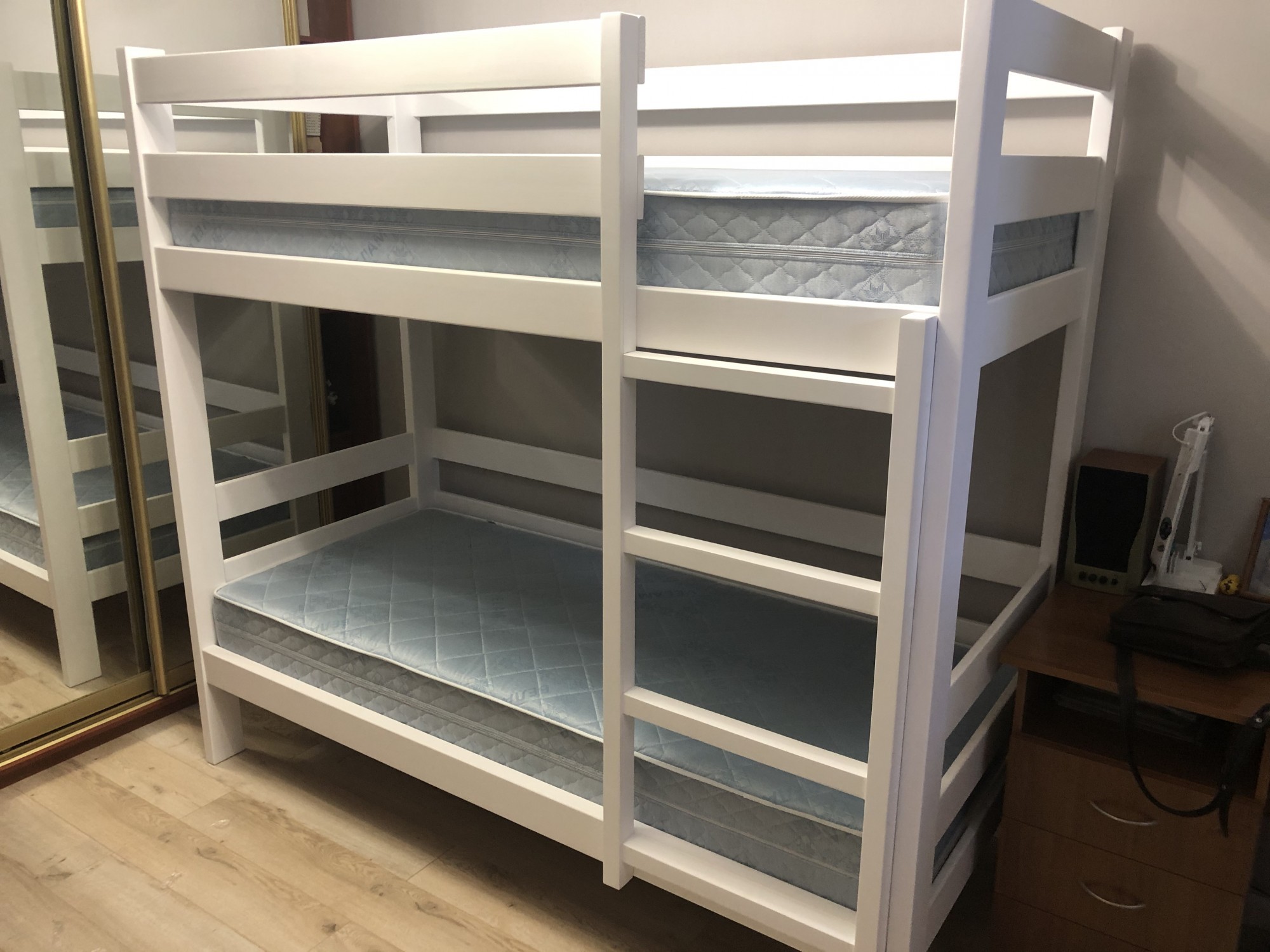 

Кровать Двухъярусная WoodHouse 1900х800 белый цвет натуральное дерево