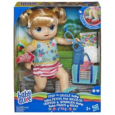 

Кукла Hasbro Baby Alive малышка умеет ходить (Блондинка) (E5247)