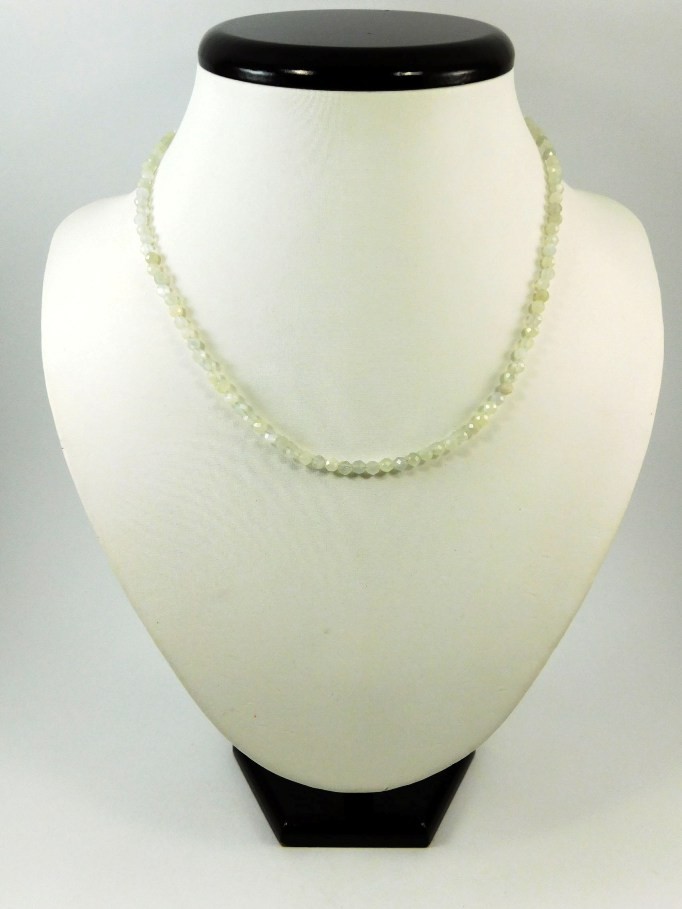 

Намисто Адуляр "Місячний камінь" + срібна застібка грань 4мм 1Дизайн-Студія "FF" 1.03.19.064