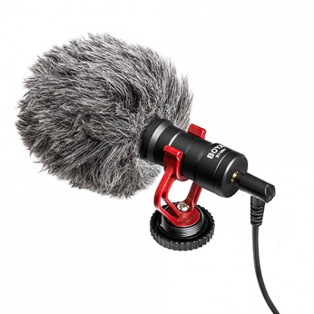 

Профессиональный кардиодный микрофон Boya BY-MM1 для телефонов и профессиональных камер (01089)