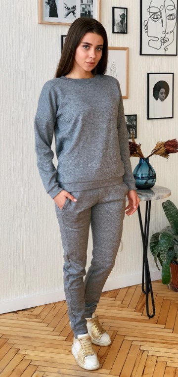 

Женский теплый спортивный костюм KML 00538  (- ) Серый (00538 /04 A, Женский теплый спортивный костюм KML 00538 S (42- 44) Серый (00538 /04 A)