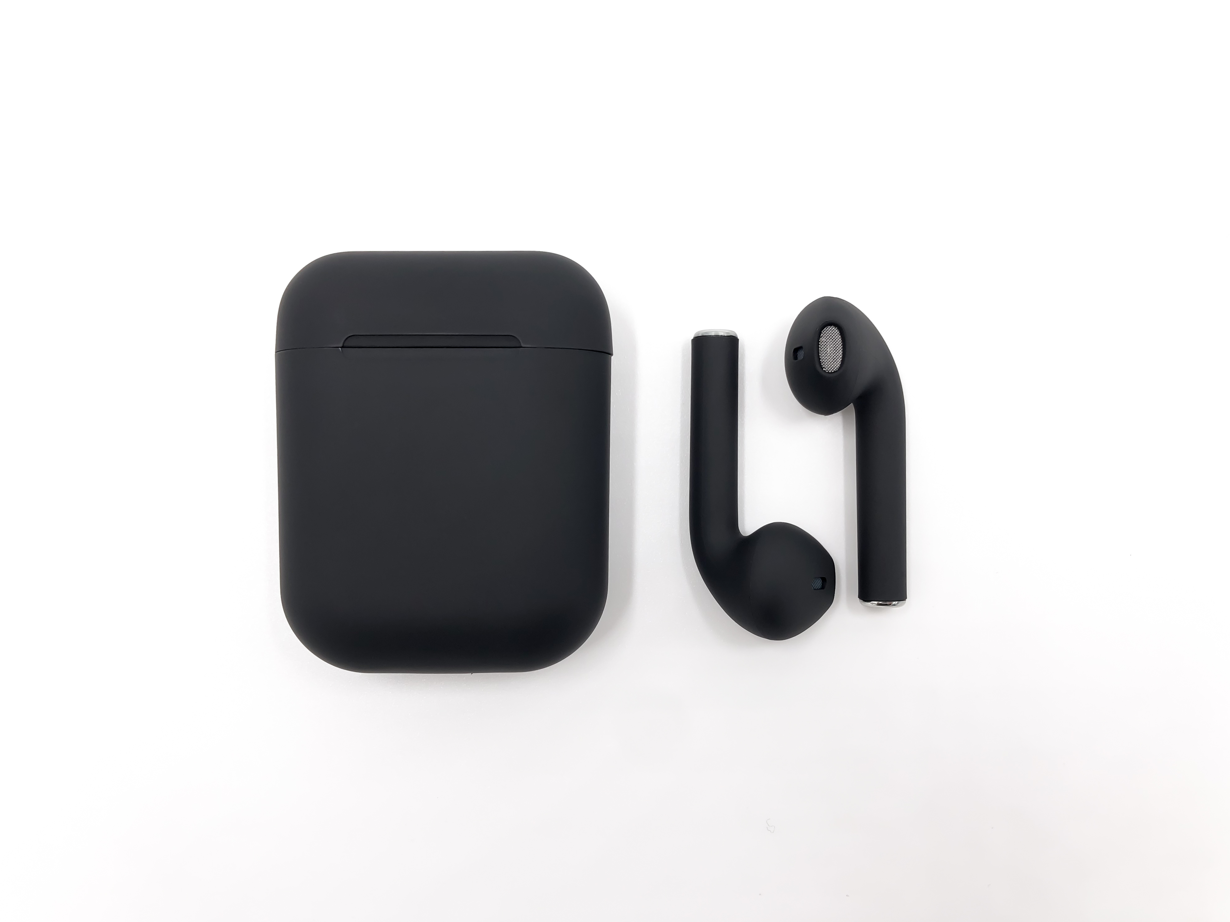 

Беспроводные сенсорные Bluetooth наушники BLACKSMITH InPods i12 TWS HD с док - станцией Soft touch Black