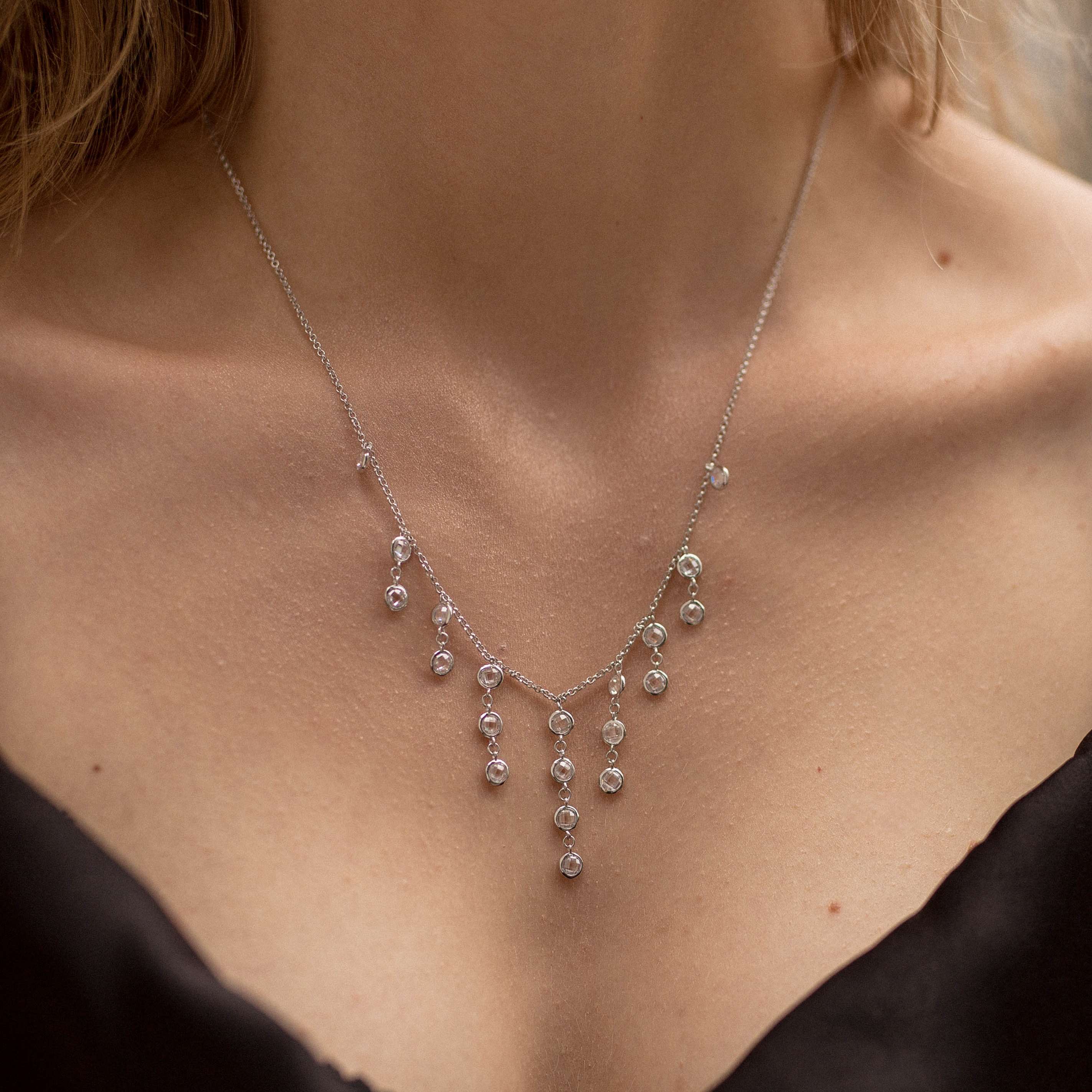 

Серебряное колье с фианитами KO14355 Диамант, 50 размер