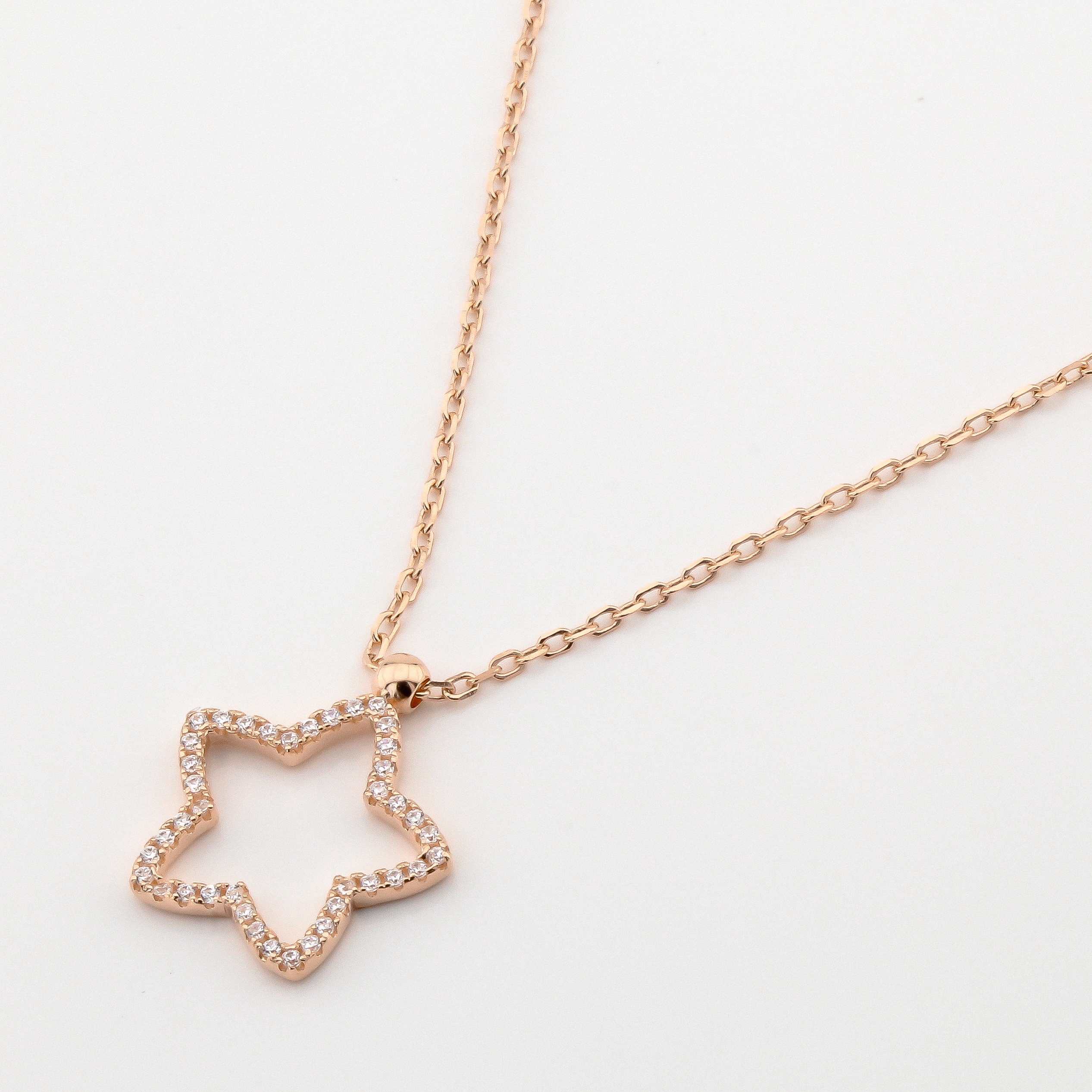 

Серебряное колье Звездочка с фианитами KO14350 Диамант, 45 размер