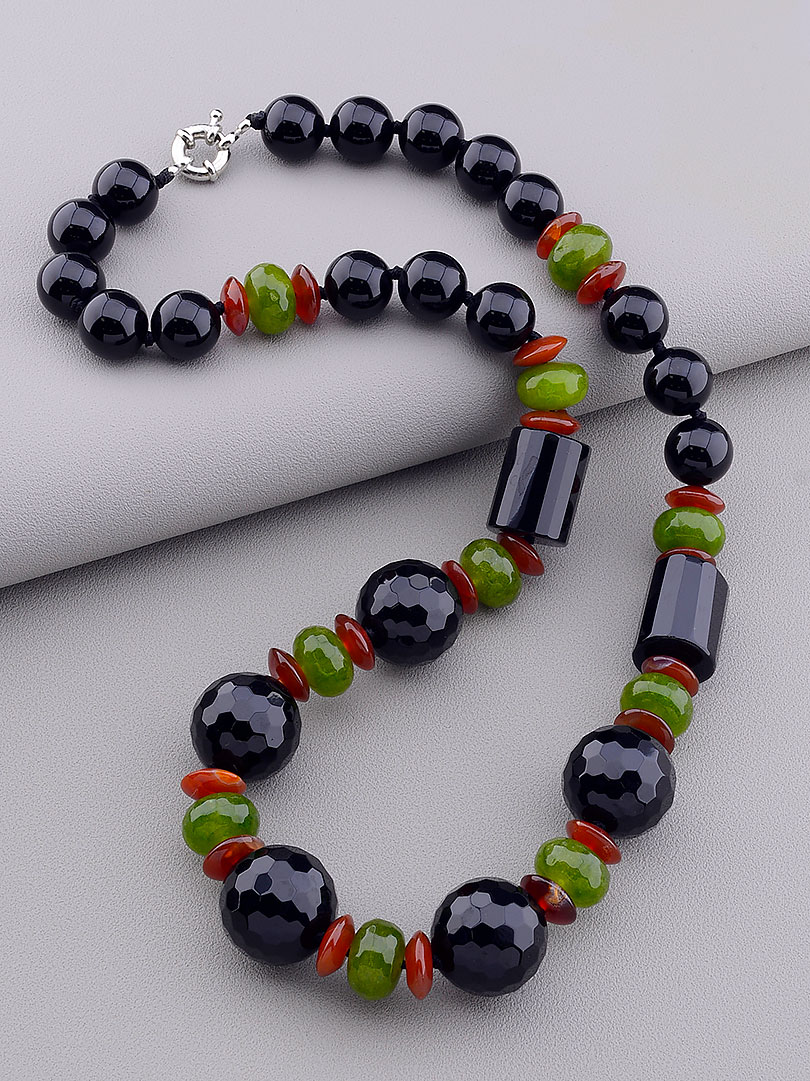 

Бусы из агата, Сердолик, Пренит 50 см. 053087