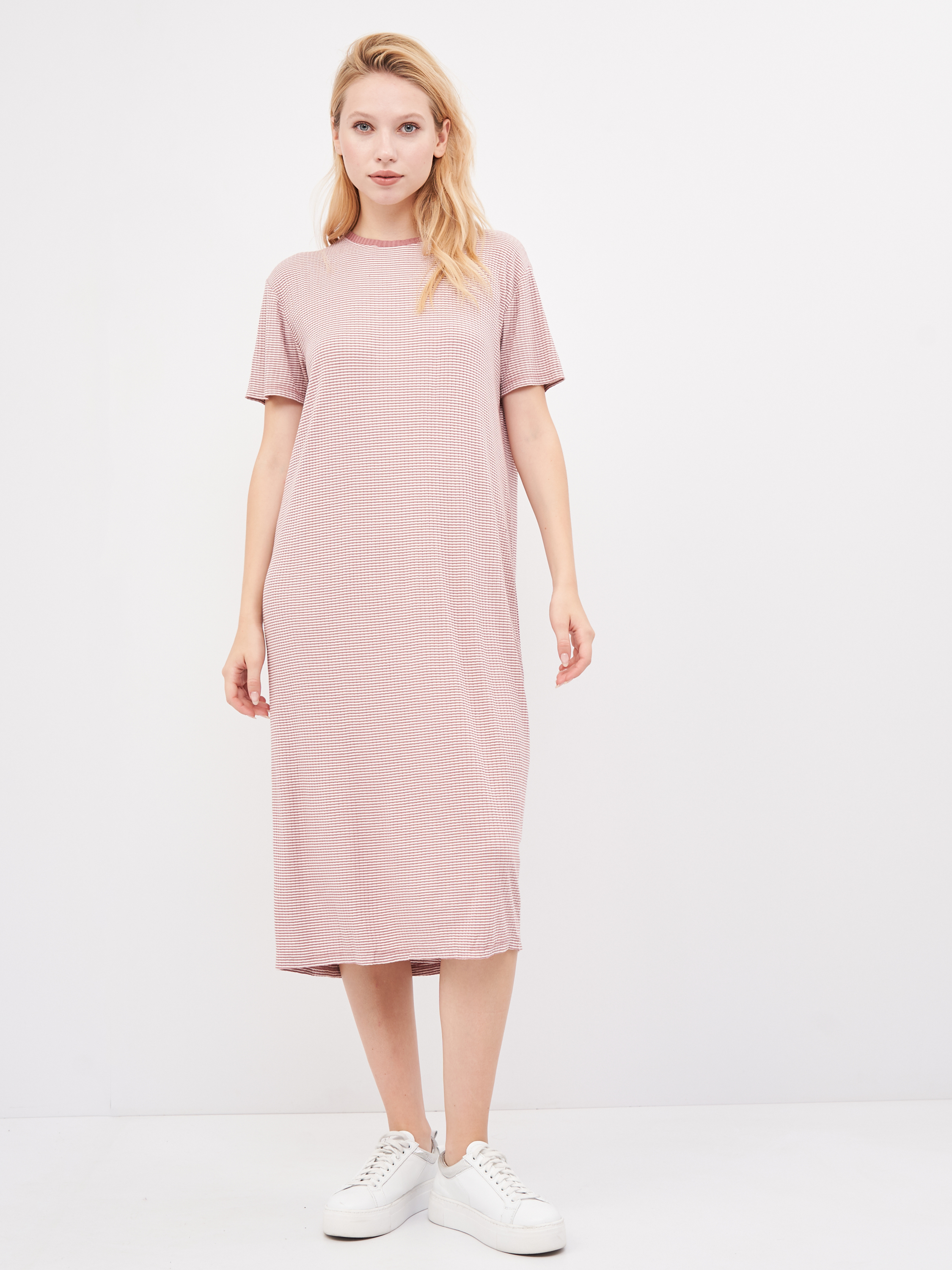 

Платье Pull & Bear 5391/360/687  Бордовое, Платье Pull & Bear 5391/360/687 S Бордовое