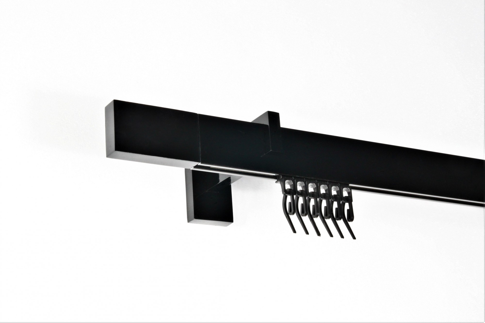 

Карниз настінний 1-рядний Homs Decor Скарлайн 350 см Чорний Мат. Кронштейн 10 см. Насадка Квадро