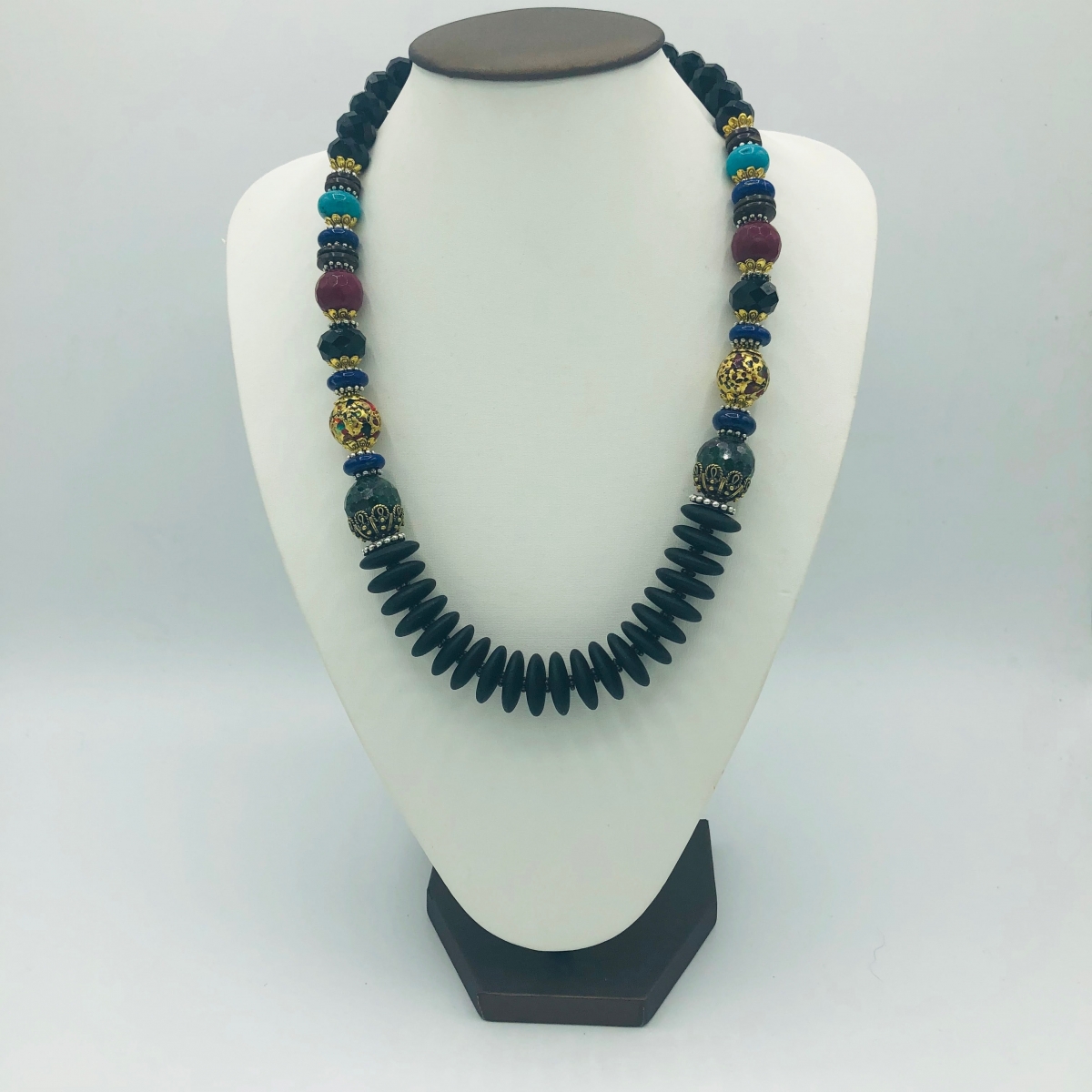 

Бусы Kaanni Бусы шунгит, лазурит,агат, рубинид,венецианская бусина, бирюза 50 см 50 Разноцветный