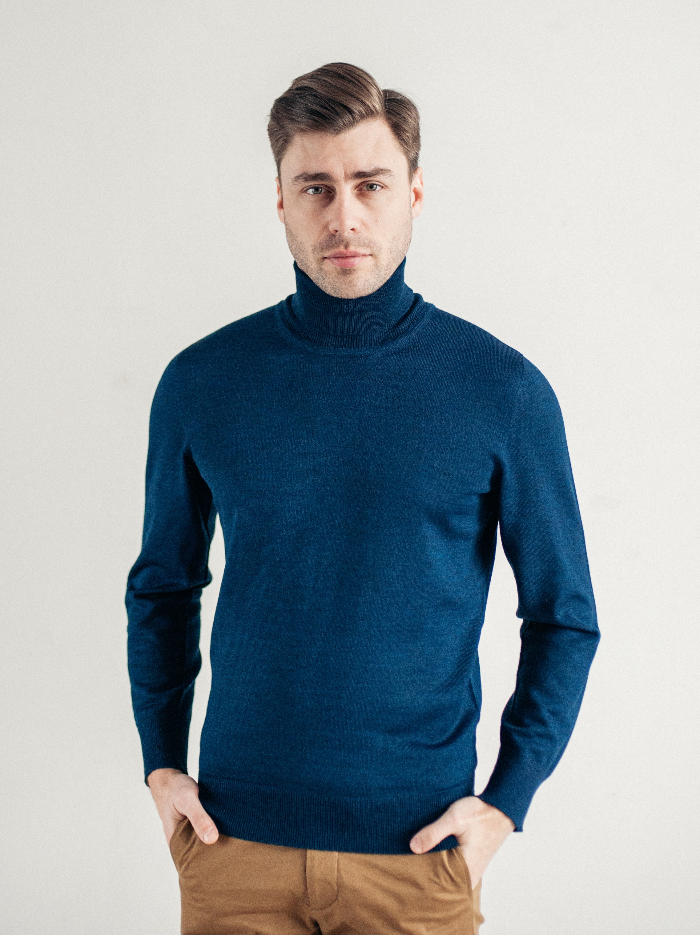 

Свитер Garrt Polo Neck Sea Wave S Морская волна