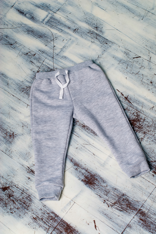 

Спортивные брюки Little Bunny Теплые с манжетами 134см Серые