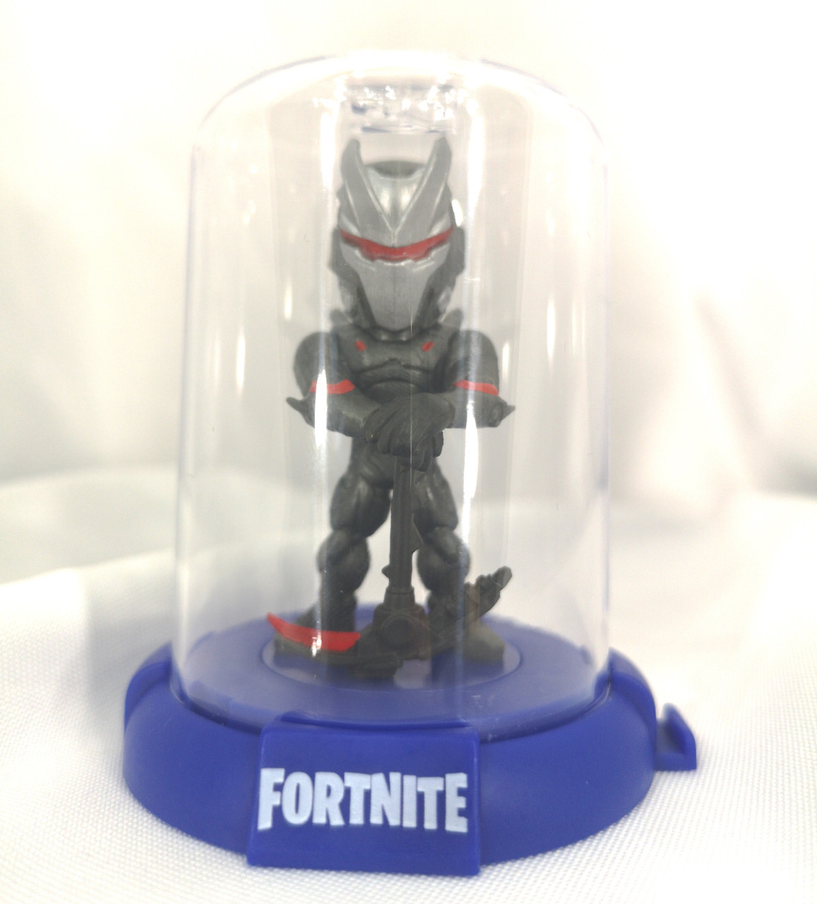 

Колекційна фігурка Domez Fortnite Омега