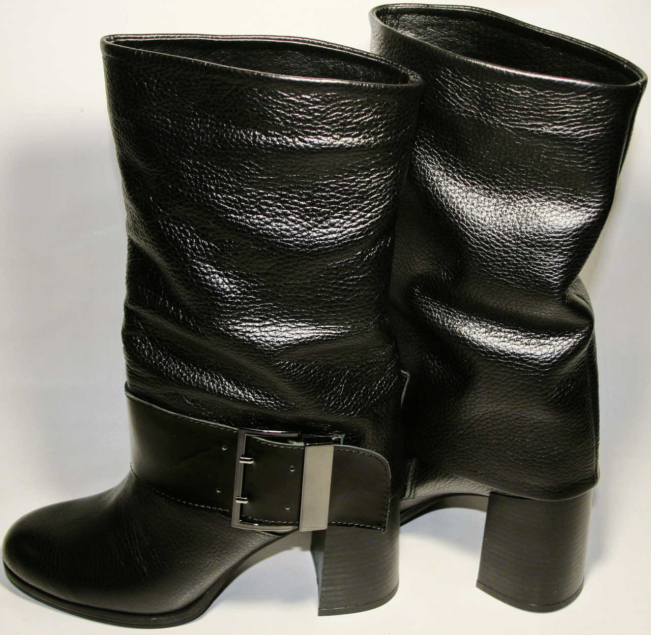 

Женские сапоги Cluchini 287-10-298 черные (40)