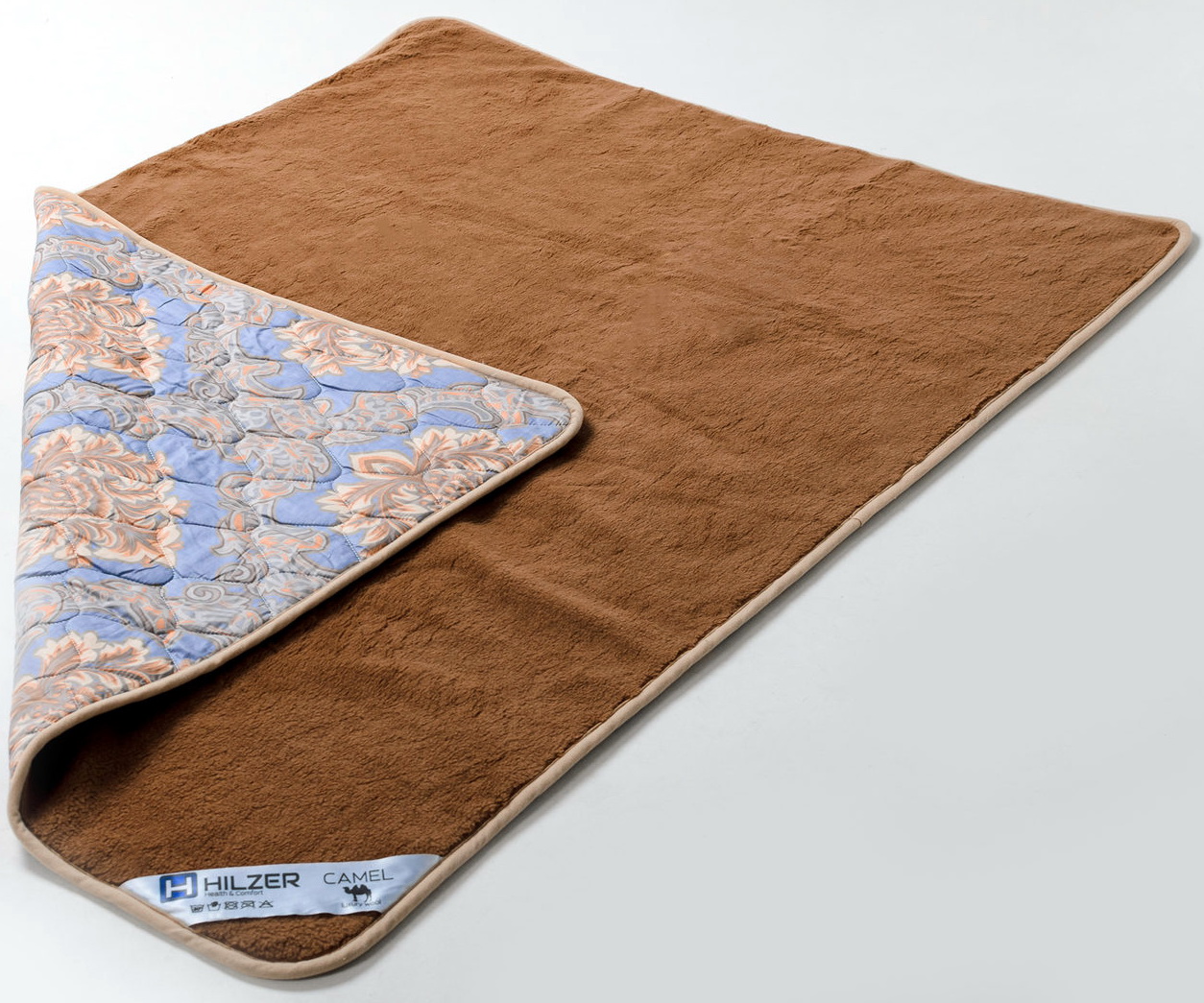

Ковдра HILZER (CAMEL/SATIN) Super Heat 100х140 из итальянского шерстяного полотна Woolmark