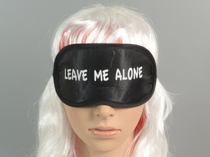 

Маска для сна Sakura "Leave me alone" Черная 20.0 x 10.0 x 0.2 см