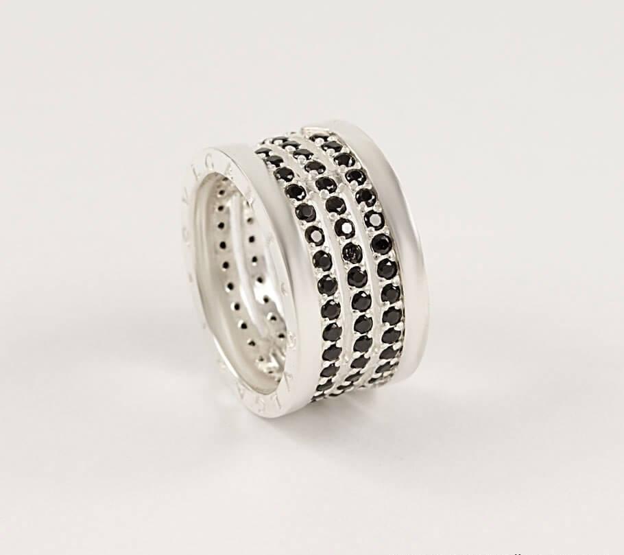 

Кольцо с черными камнями Maxi Silver 3648 ZL, размер 17