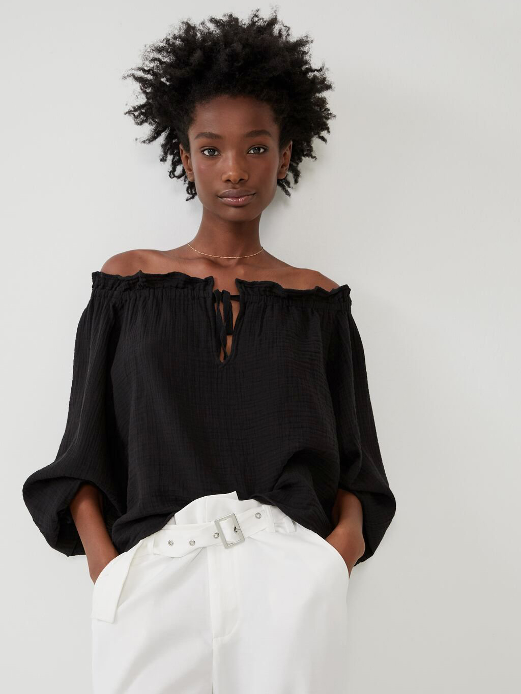 

Блузка Zara 00017203800 S Черная