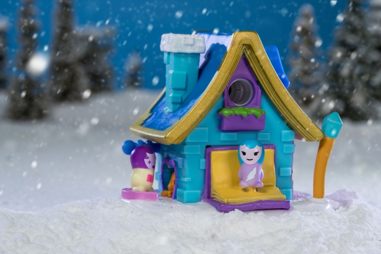 

Детский игровой набор от 6лет Jazwares Nanables Small House Зимняя страна чудес Книжный магазин У камина (NNB0032)