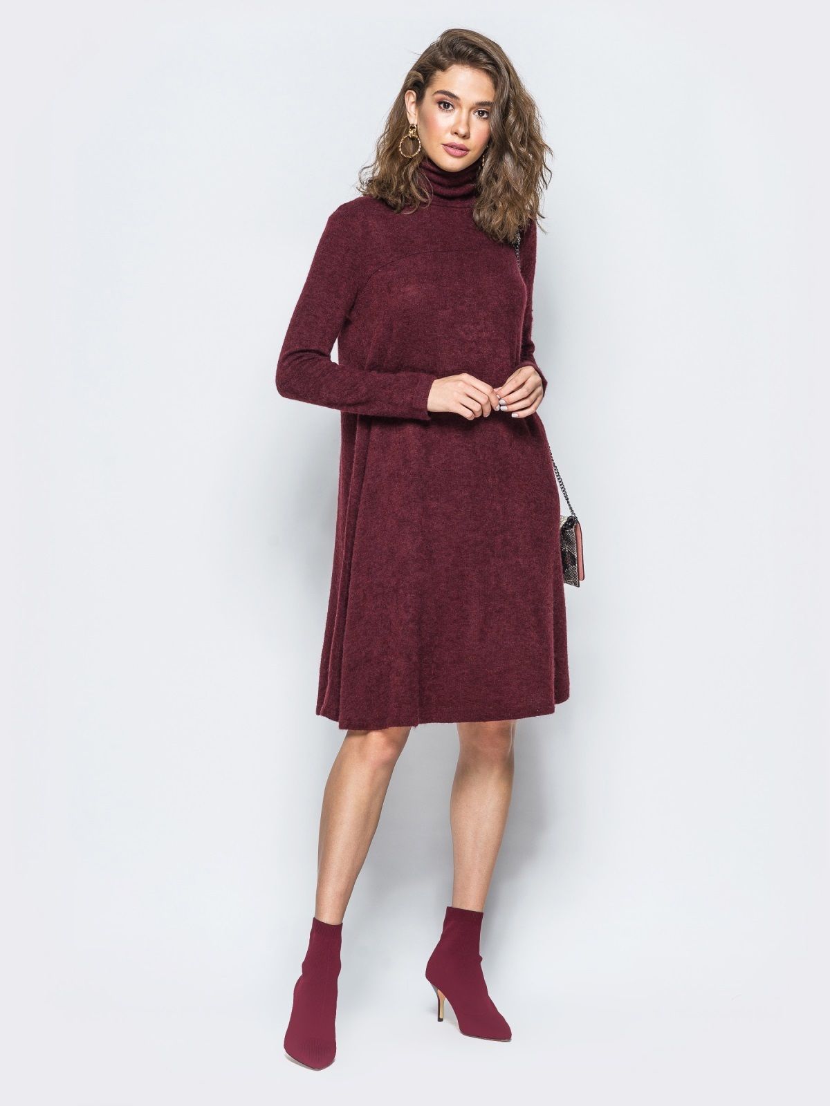 

Платье Maximoda ЕМО62339/1 46 бордовый