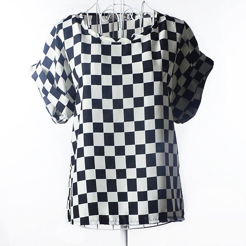 

Блузка Liva Girl Шахматы - Черно-белая, Блузка Liva Girl Шахматы 48-50 Черно-белая
