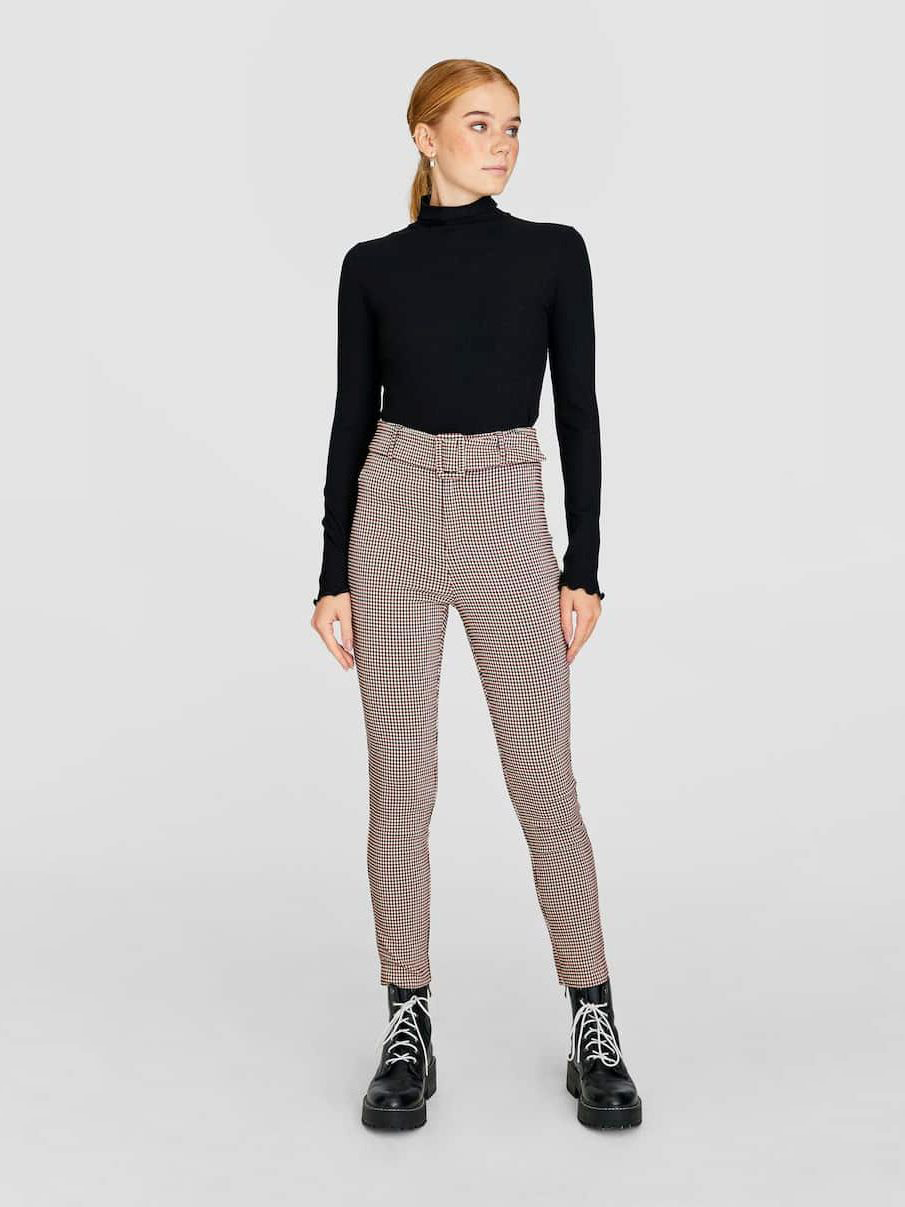 

Брюки Stradivarius 4505/585/660 42 Бордовые