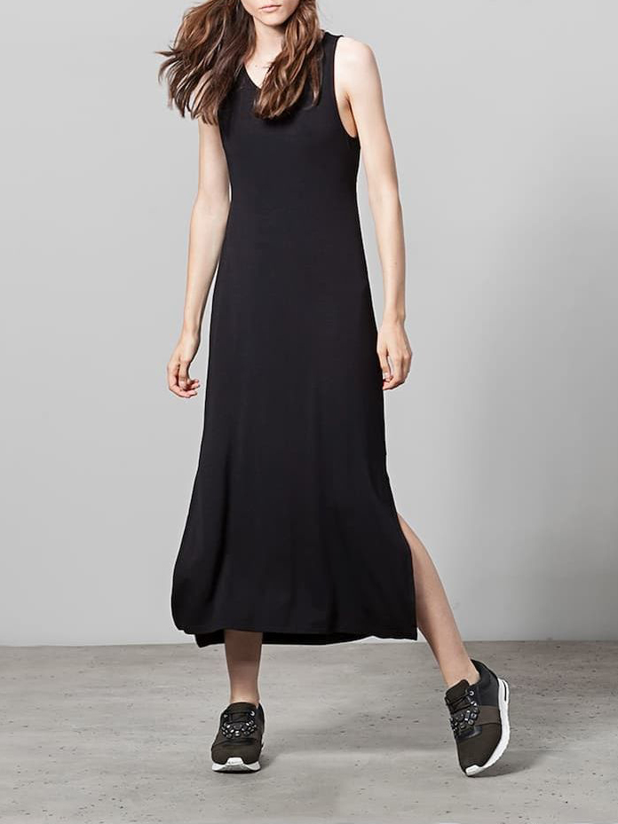 

Платье Stradivarius 6275/161/001 L Черное