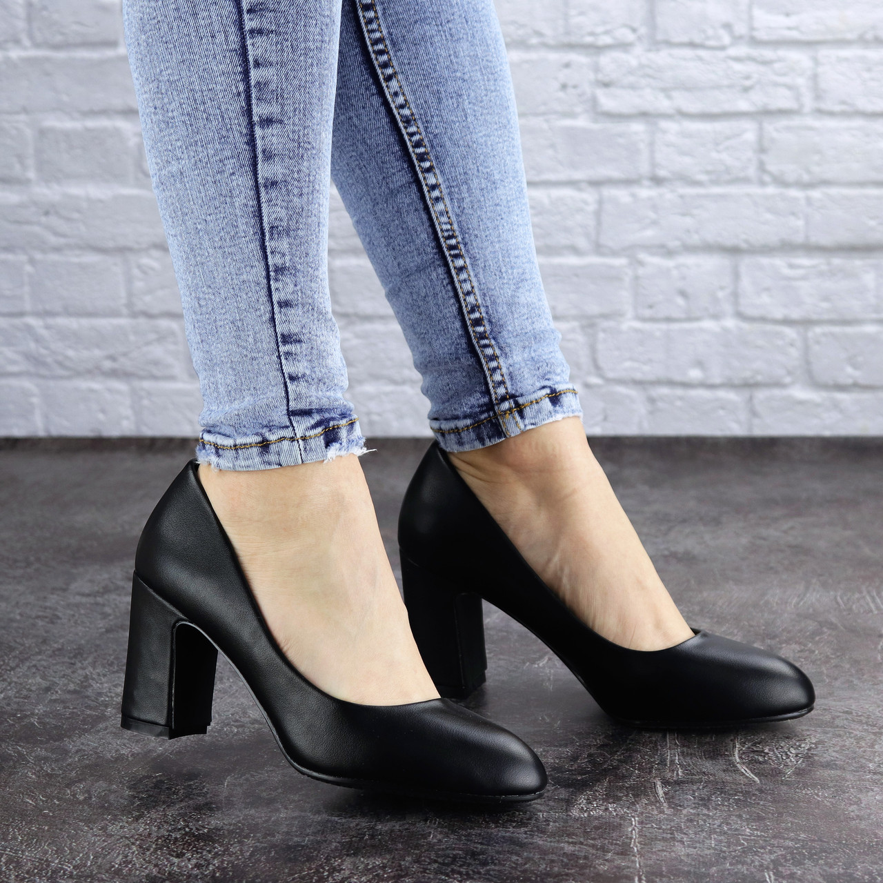 

Туфли женские на каблуке Fashion Gata 2039 38 размер 24,5 см Черный