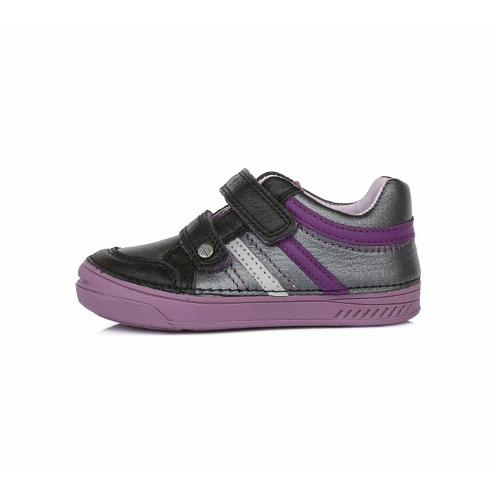 

Кроссовки DD Step 040-421EM 26р черные