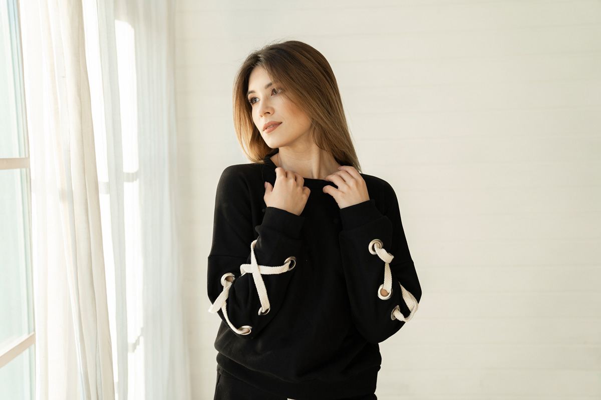 

Свитшот Wear me с люверсами XL Чёрный 1w/73/29