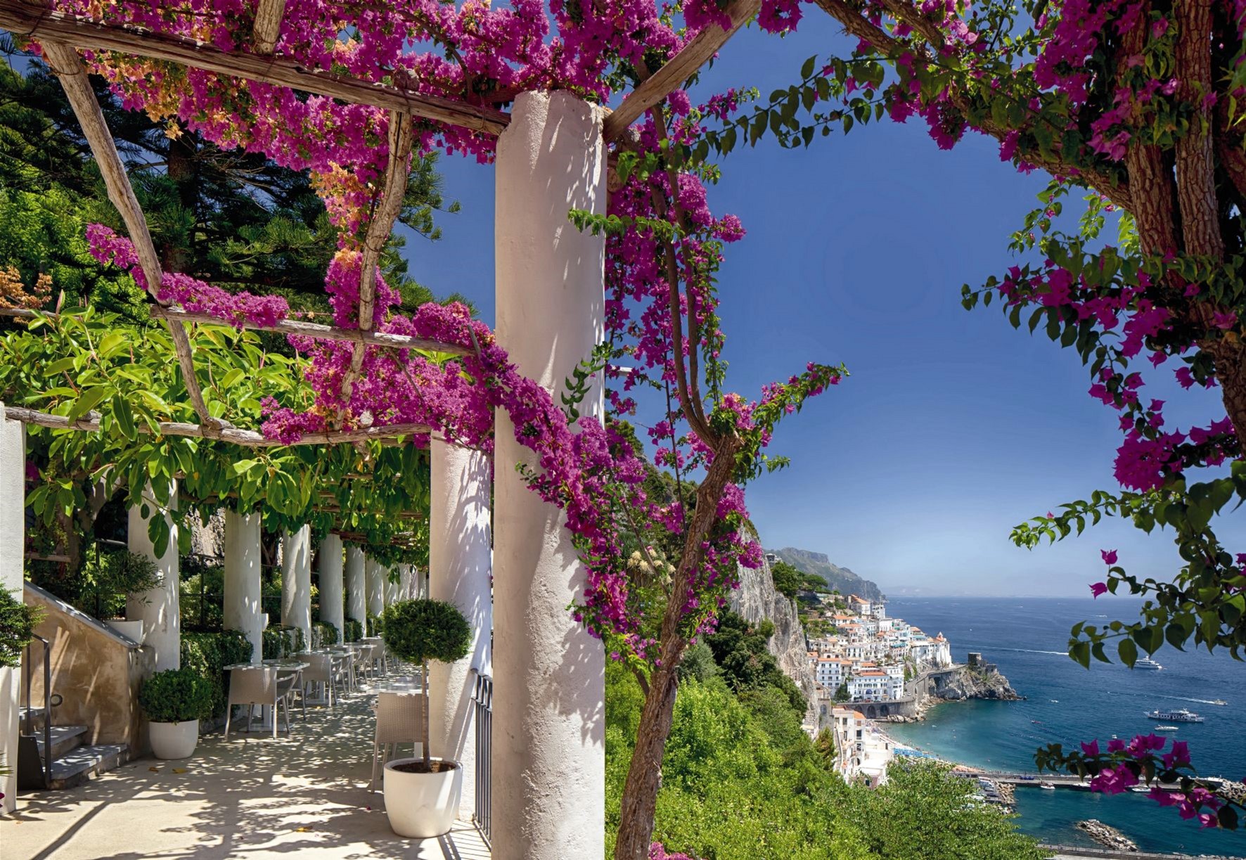 

Фотообои бумажные Komar Amalfi 368х254 см 8 сегментов (8-931)
