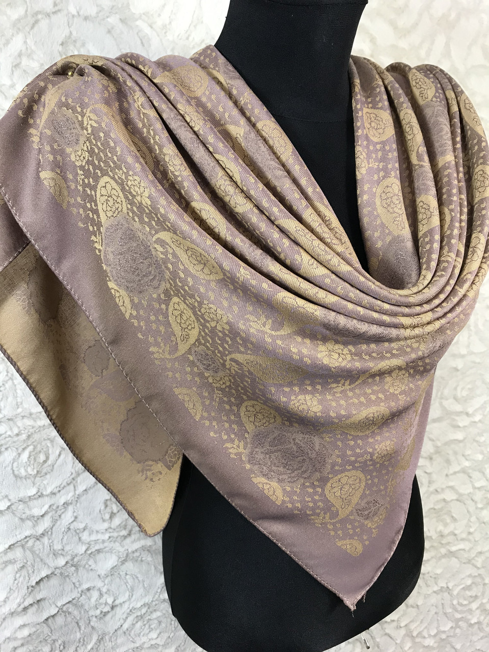 

Платок Gul Ipek 100х100 см сиреневый+бежевый женский с люрексом