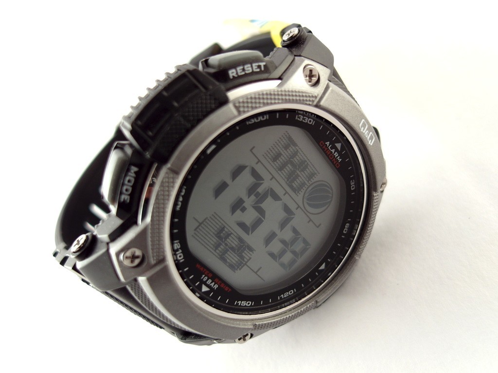 

Часы противоударные Q&Q Black&Grey 10Bar (0086)