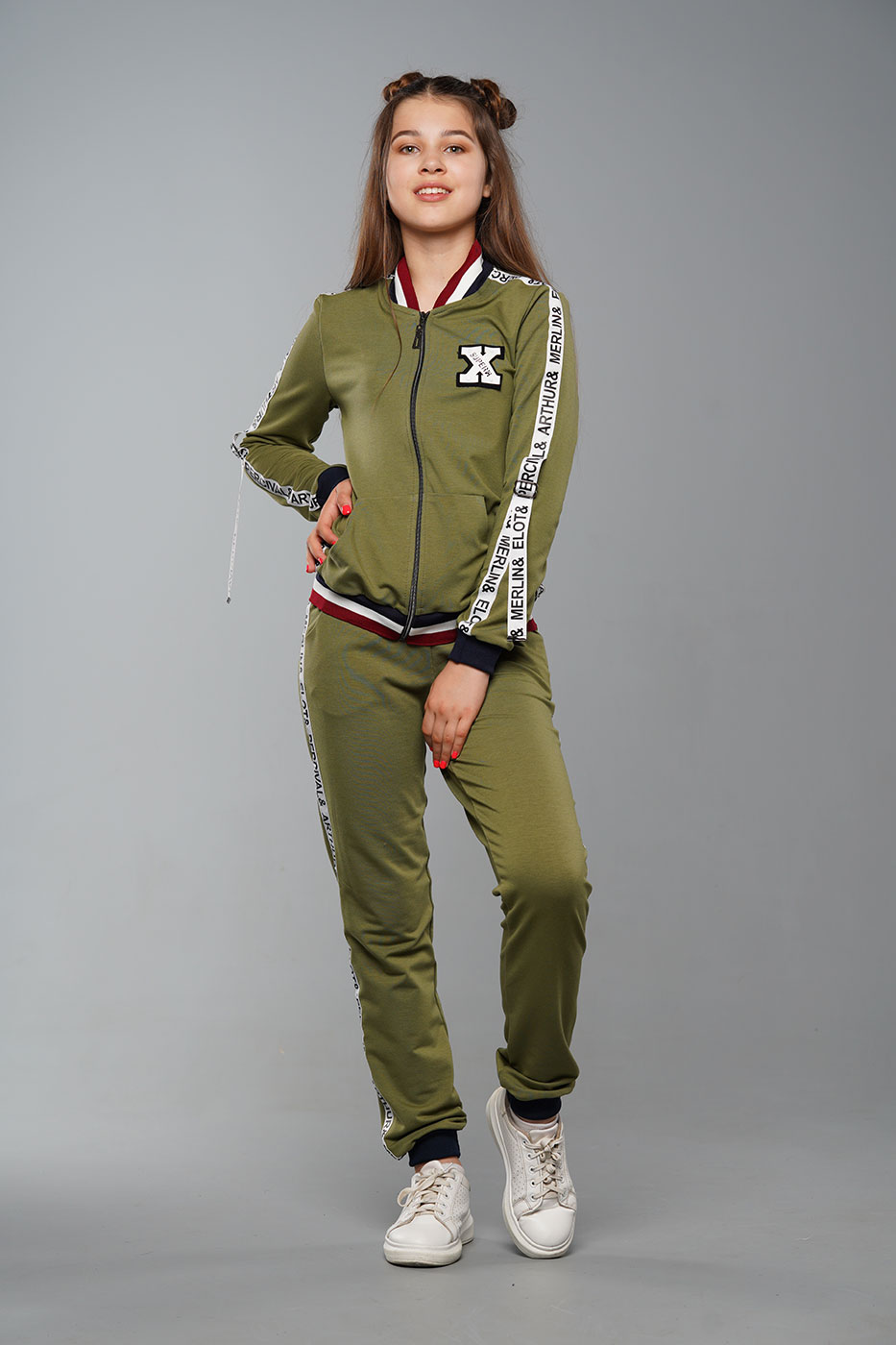 

Спортивный костюм Tiaren Helen 140 см Хаки