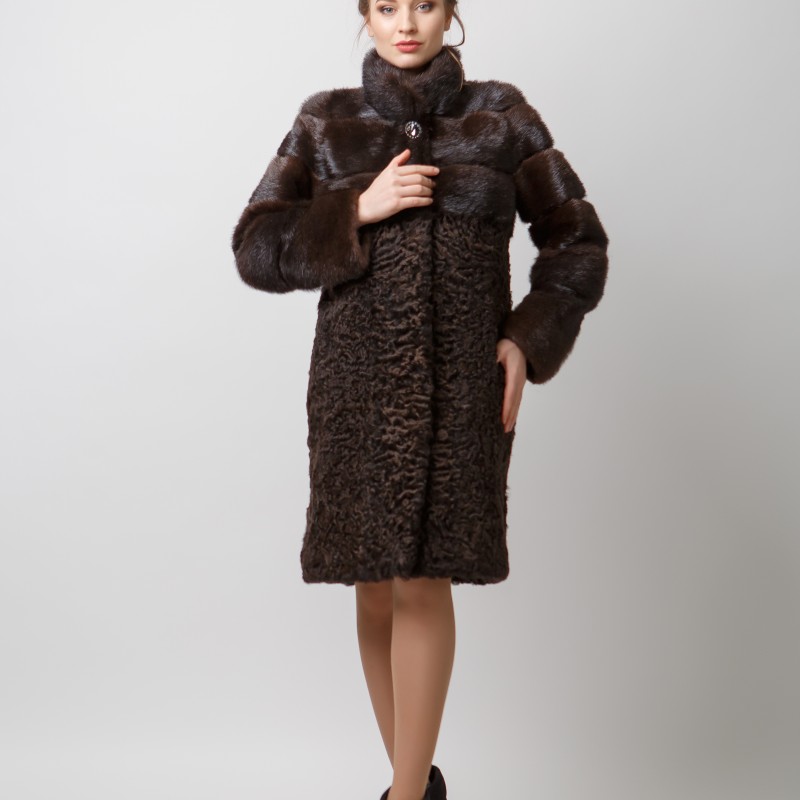 

Шуба из меха каракуля и нутрии Miss Lora Вариант 2 One Size (9227)