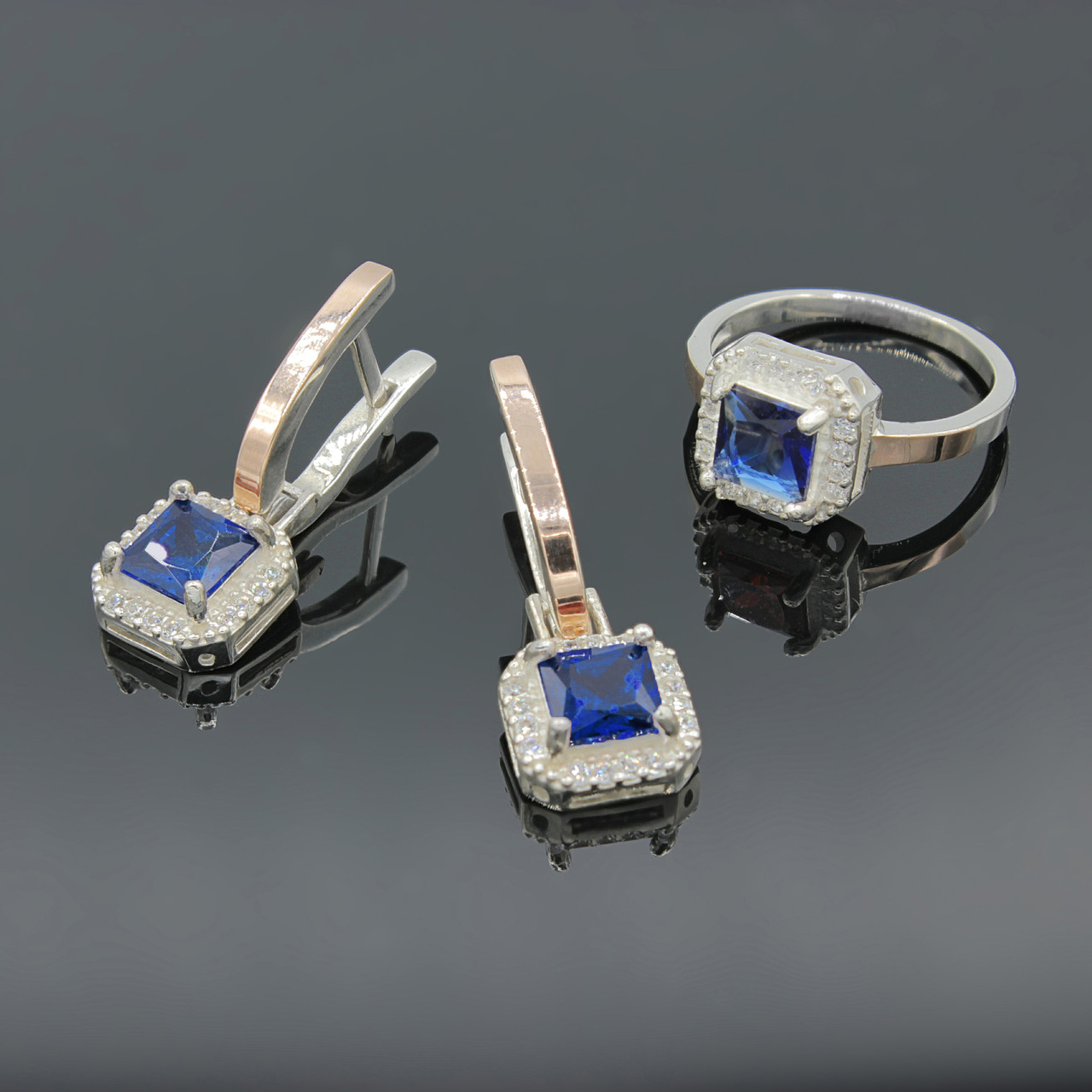 

Серебряное кольцо и серьги Магический квадрат с золотом и фианитами под сапфир 20 р