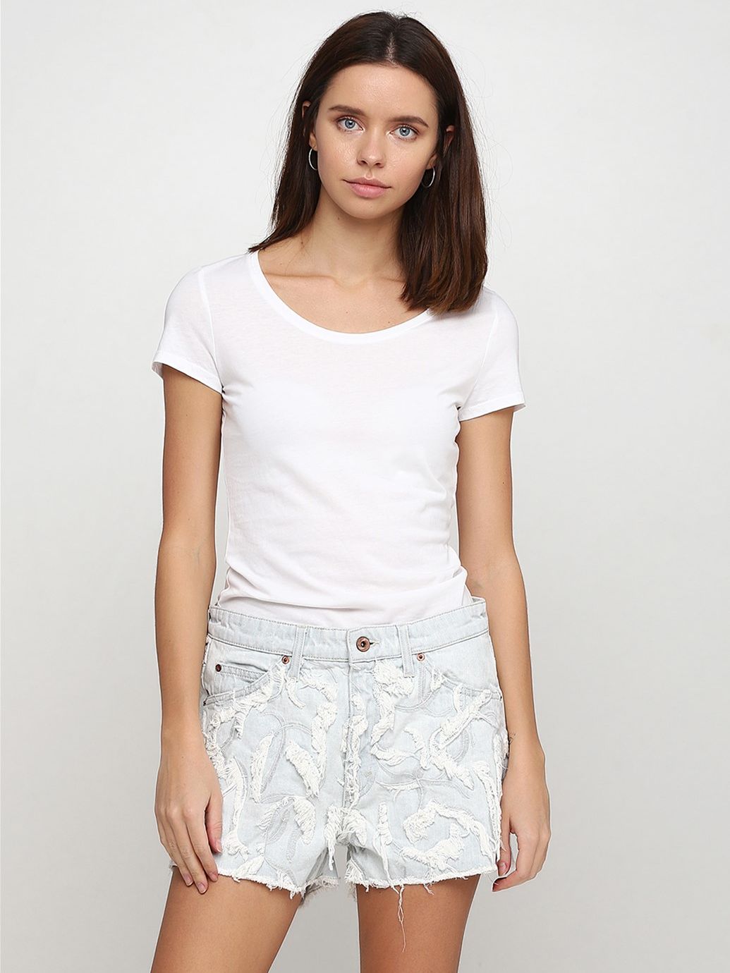 

Футболка H&M 6783428RP2 L Белая