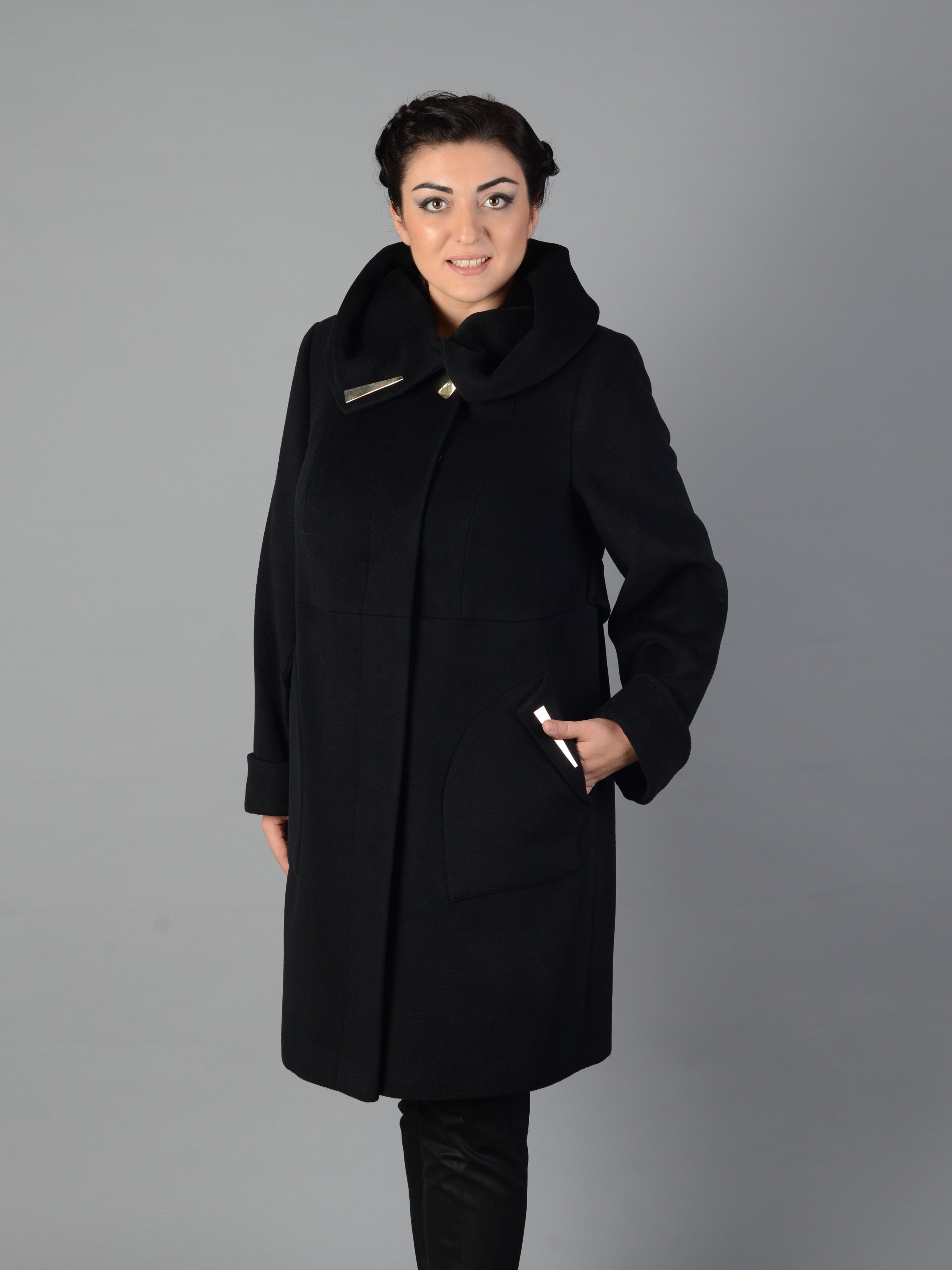Акція на Пальто осіннє з капюшоном жіноче Mangust 2104-Black 46 Чорне від Rozetka