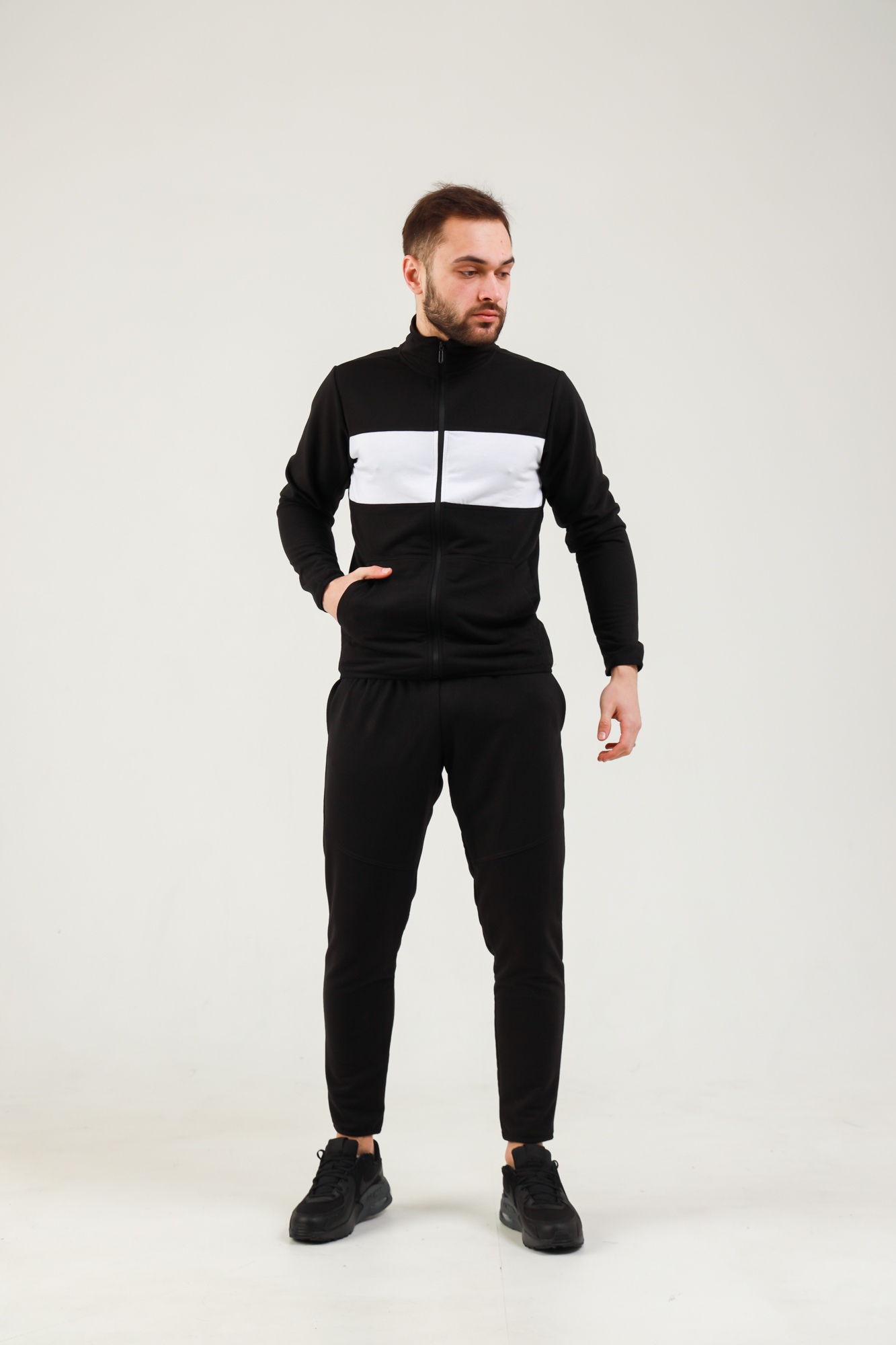 

Мужской спортивный костюм на молнии Fashion Man BD02032 черный рXL