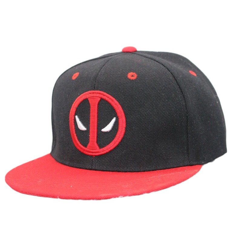 

Кепка снепбек snapback deadpool Дэдпул черно-красная с прямым козырьком реперка