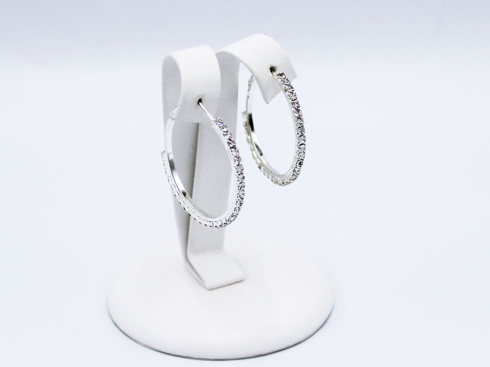 

Серьги-кольца MeTeJe серебристые (P3-13-34)